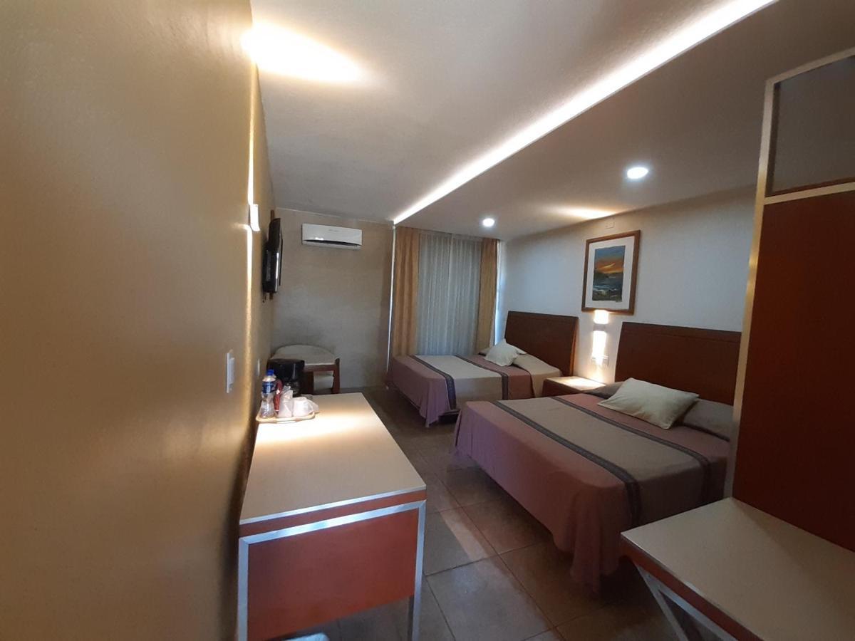 Hotel Maria Teresa ปลายาอาซูล ภายนอก รูปภาพ